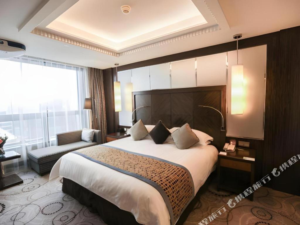 Grand Soluxe Zhongyou Hotel Şanghay Dış mekan fotoğraf