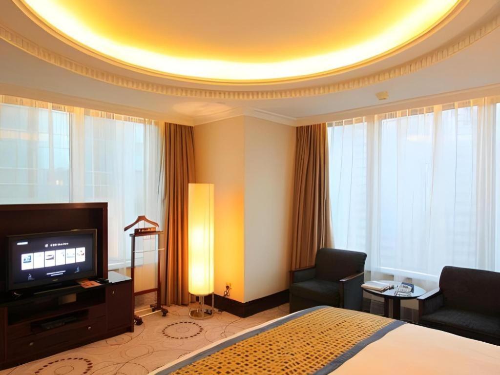Grand Soluxe Zhongyou Hotel Şanghay Dış mekan fotoğraf
