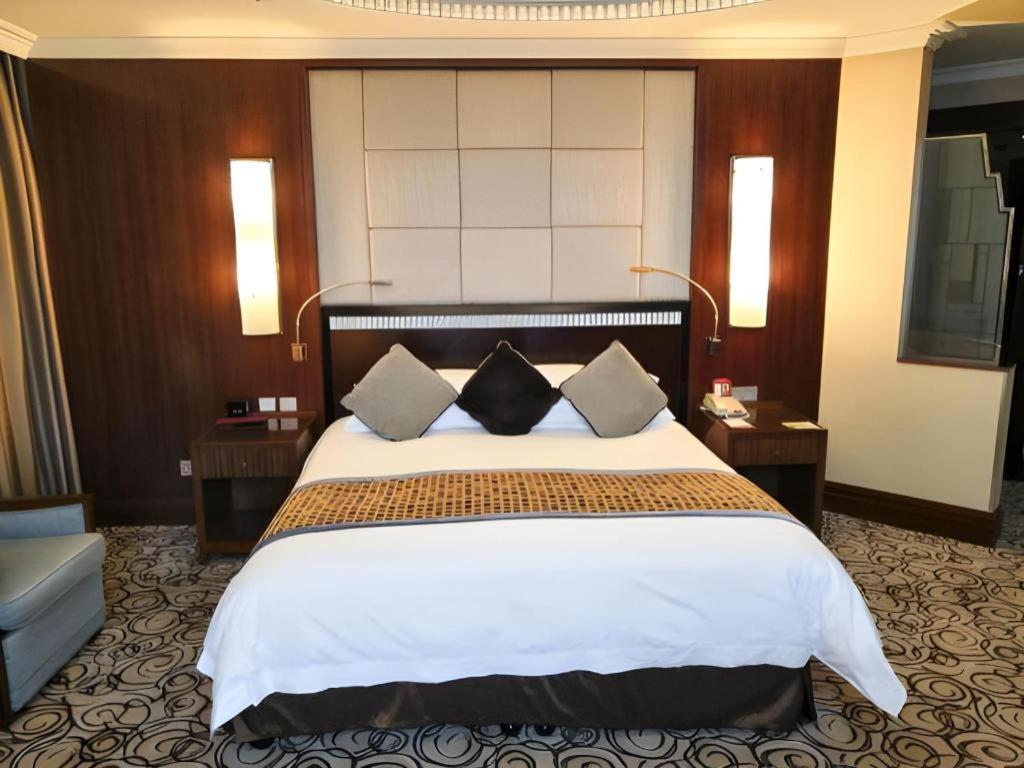 Grand Soluxe Zhongyou Hotel Şanghay Dış mekan fotoğraf