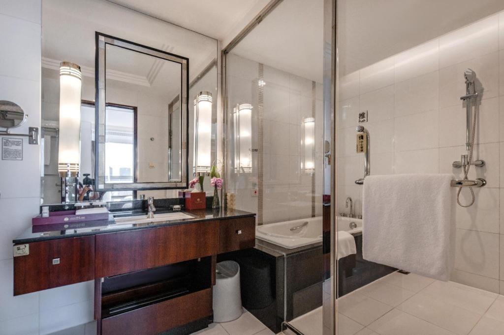 Grand Soluxe Zhongyou Hotel Şanghay Dış mekan fotoğraf