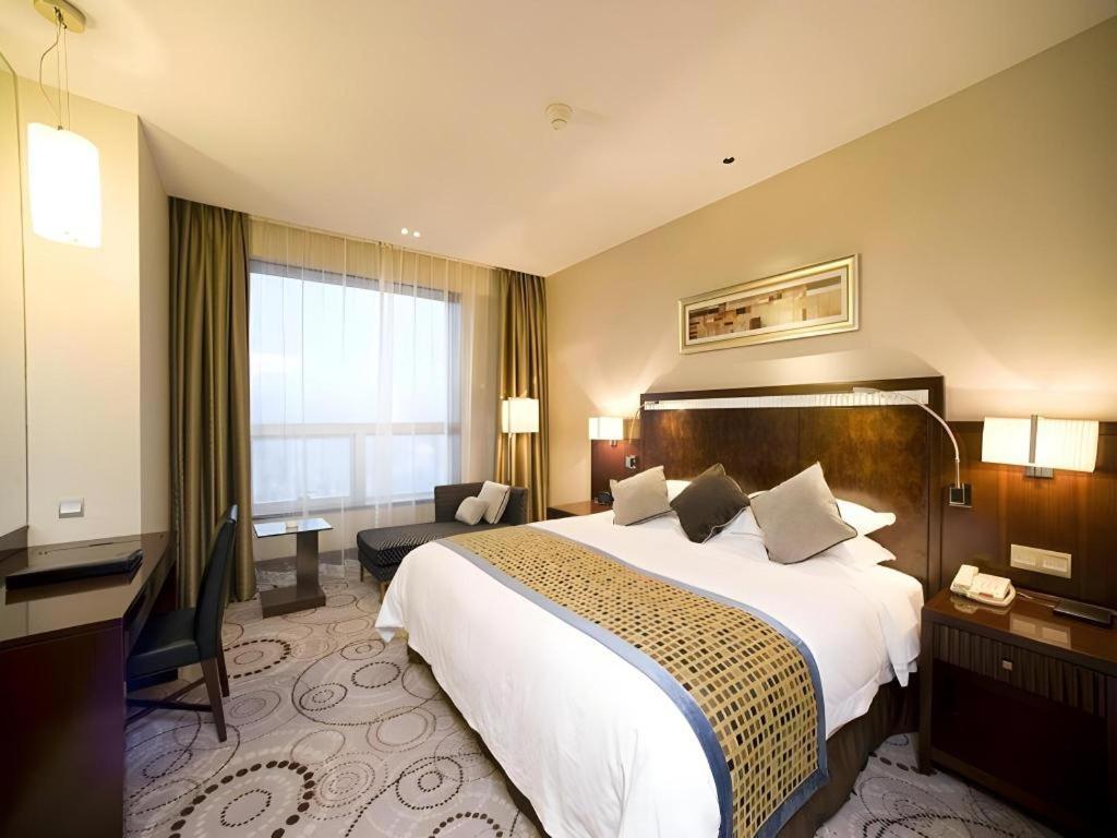 Grand Soluxe Zhongyou Hotel Şanghay Dış mekan fotoğraf