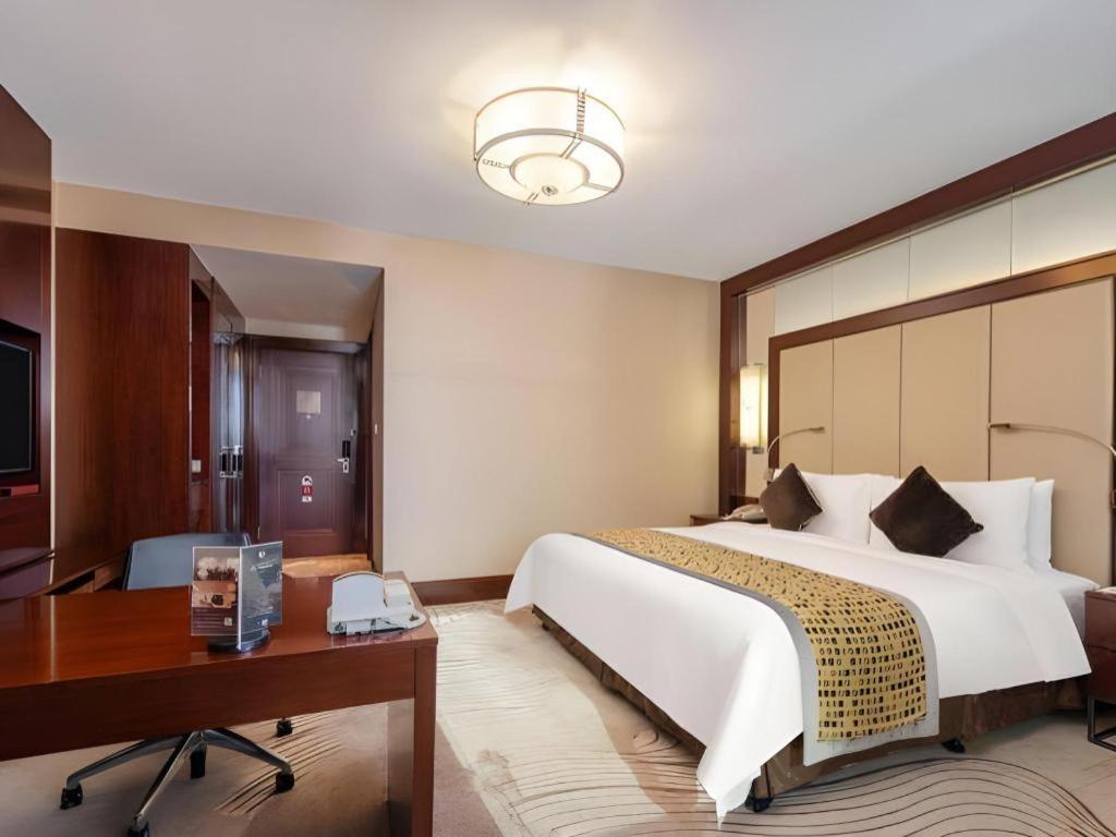 Grand Soluxe Zhongyou Hotel Şanghay Dış mekan fotoğraf