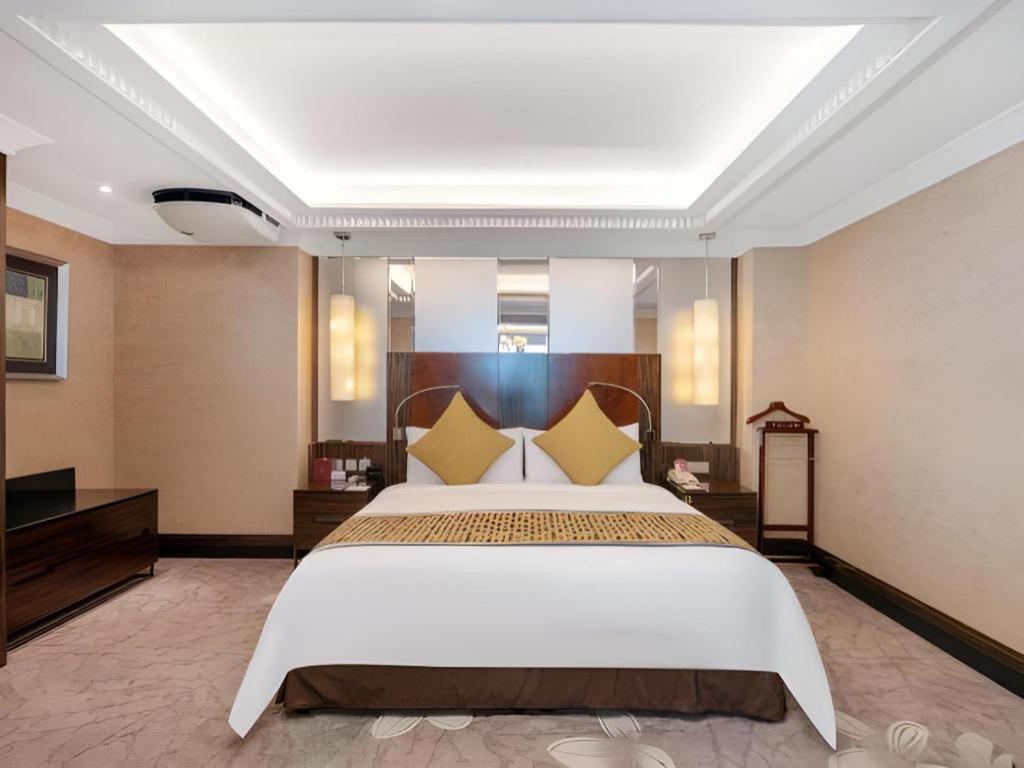 Grand Soluxe Zhongyou Hotel Şanghay Dış mekan fotoğraf