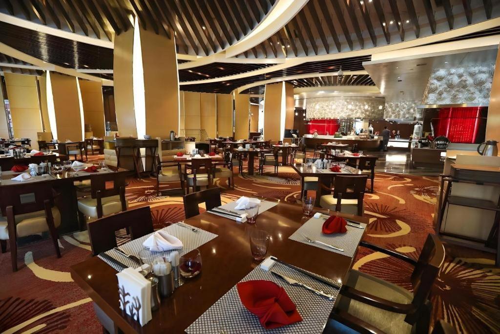 Grand Soluxe Zhongyou Hotel Şanghay Dış mekan fotoğraf